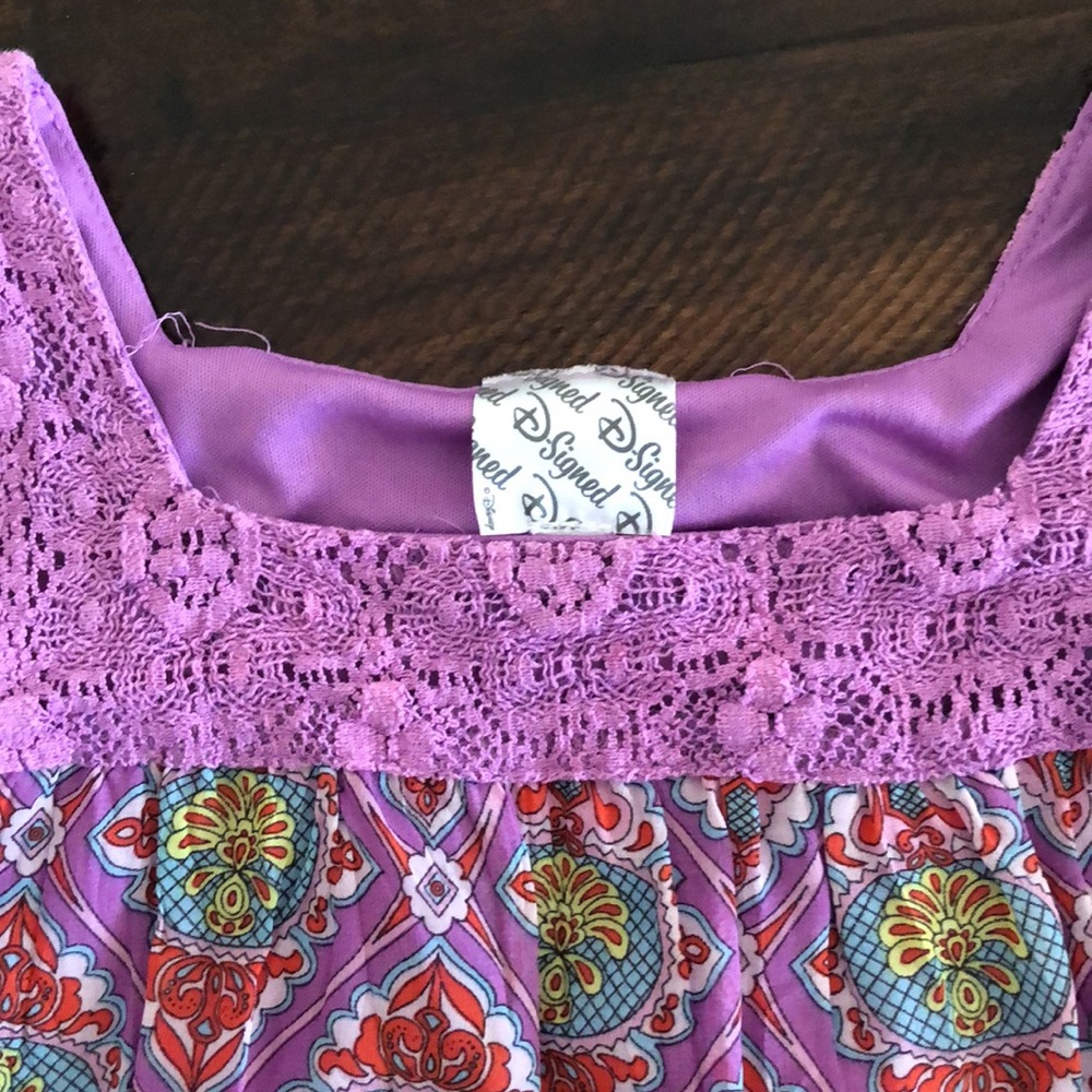 DSigned sleeveless tops - Picture 7 of 13